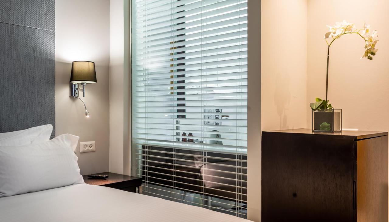 Benjamin Business Hotel Herzelia Buitenkant foto